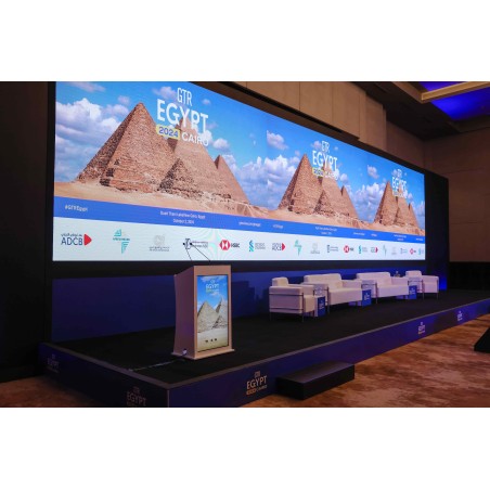 stage platform size : 2x1 m